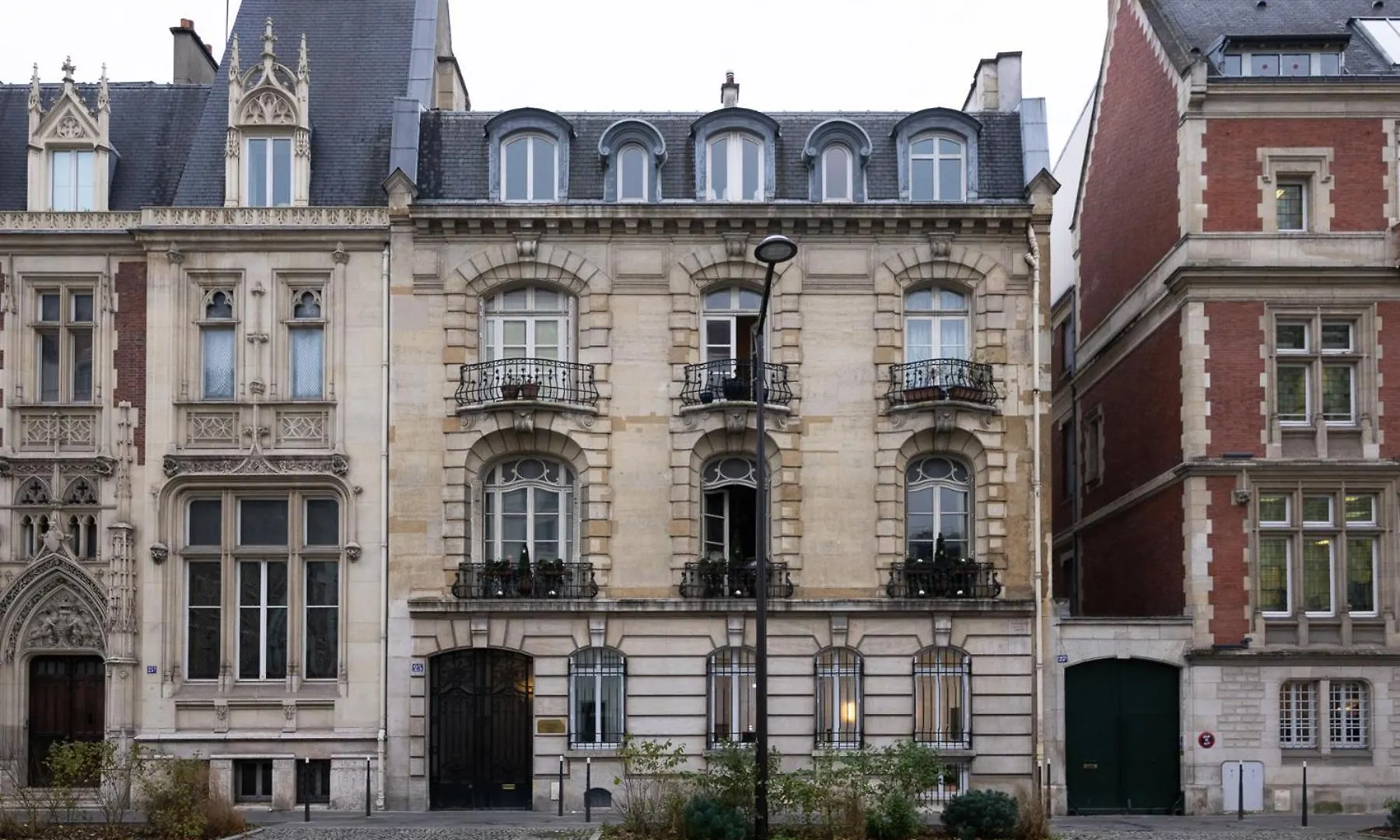 Appartement Neuf Et Luxueux Climatise A Paris 17