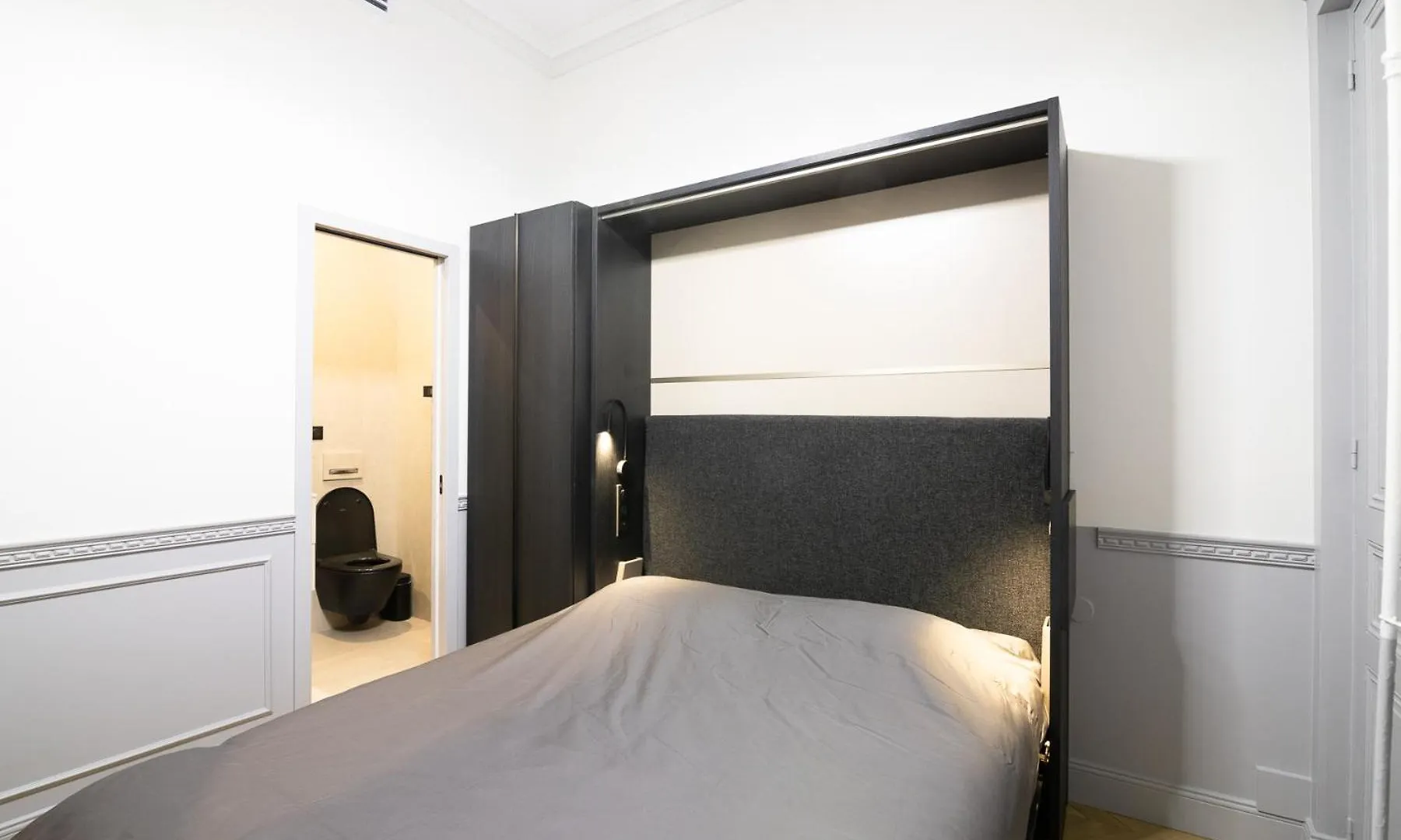 Appartement Neuf Et Luxueux Climatise A Paris 17