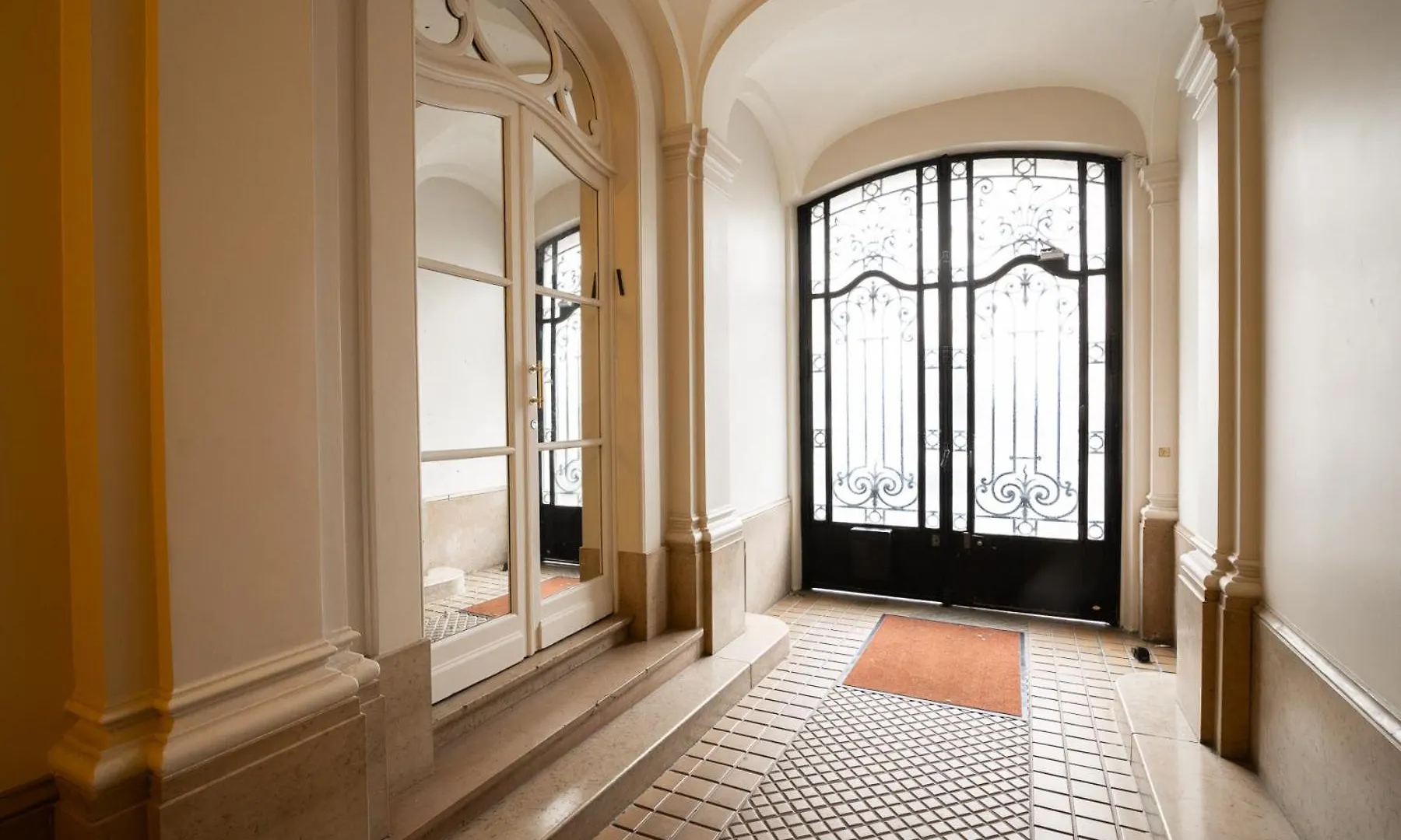Apartment Appartement Neuf Et Luxueux Climatise A Paris 17