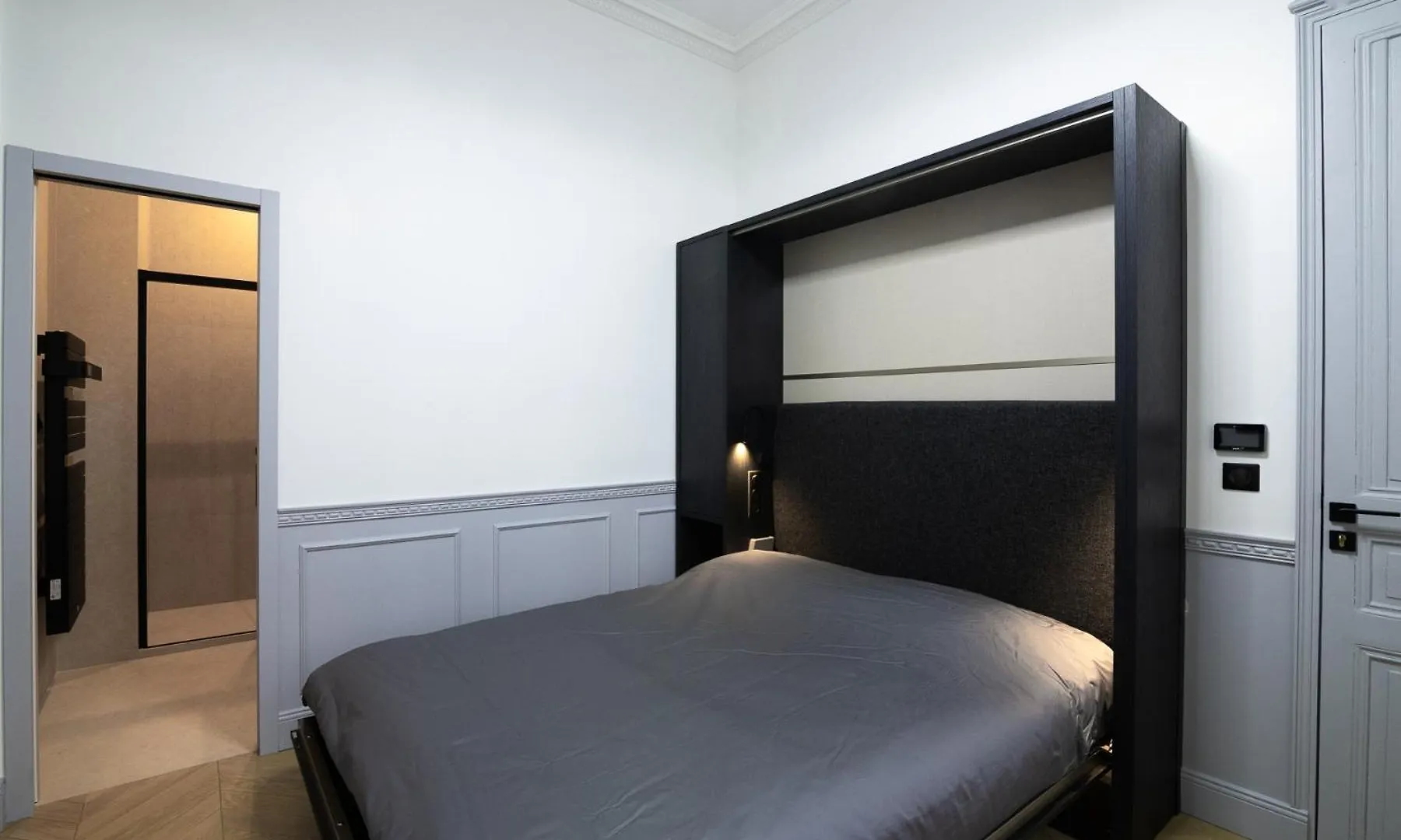 Appartement Neuf Et Luxueux Climatise A Paris 17 France